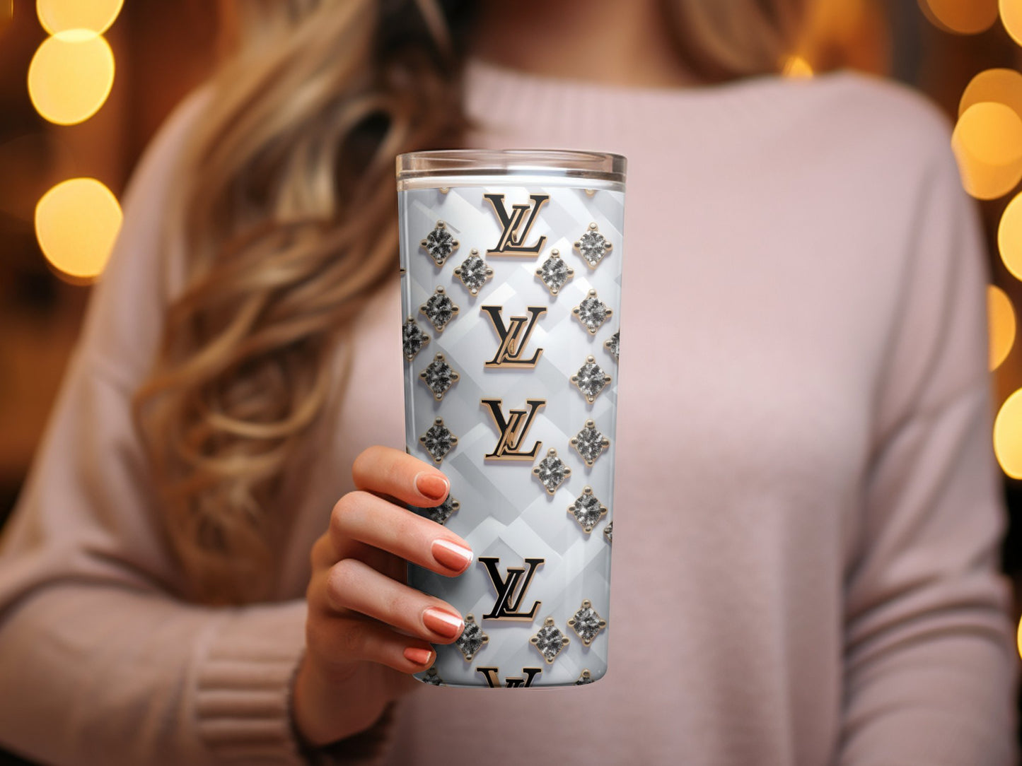 Luxury Designer Inspired Tumbler, Diamond Pattern Travel Cup, Chic Coffee Mug, Elegant Gift for Her, Fashion Lover Drinkware